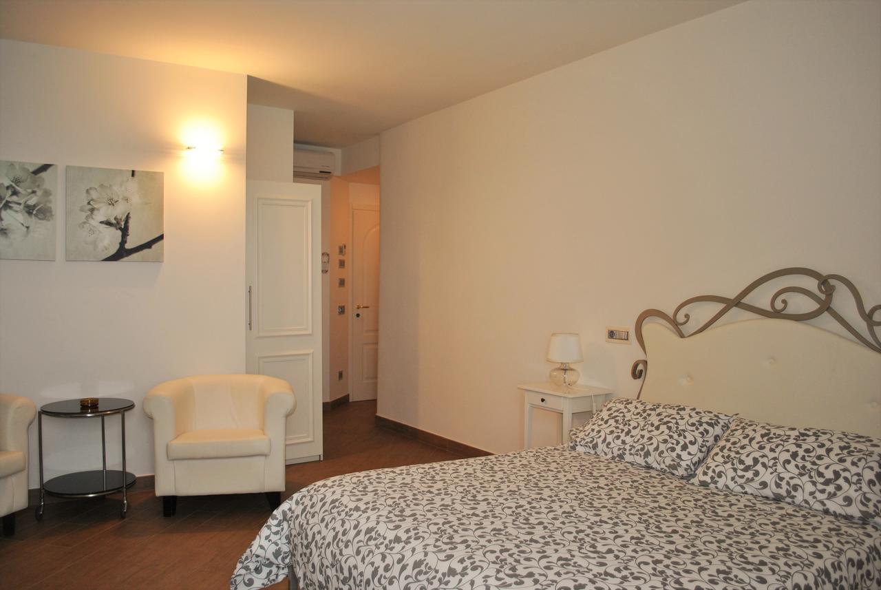 Hotel Residence Baiadelsole Laigueglia Dış mekan fotoğraf